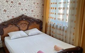 Apartment -біля Вокзалу-недалеко від Центру-Городоцька 151